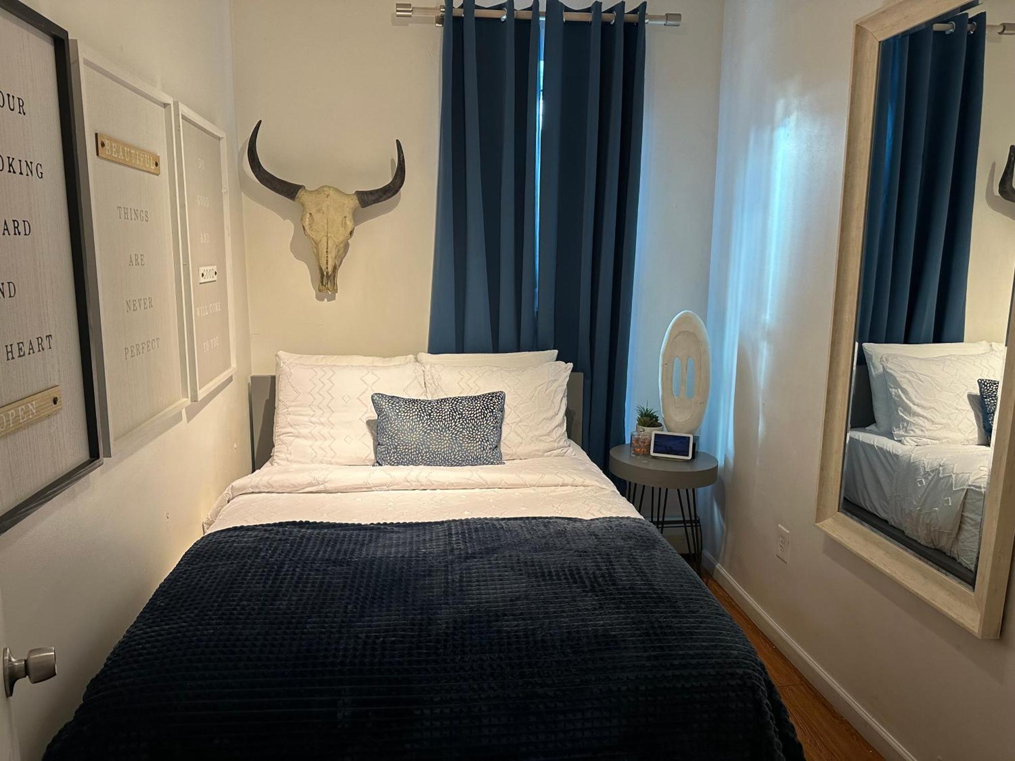 A Dedicated Space To Unwind New York Ngoại thất bức ảnh